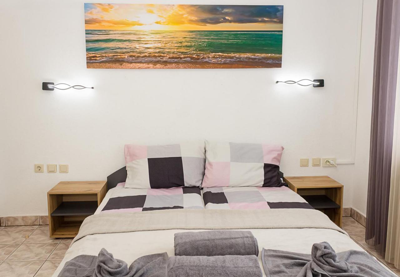 Two Identical Designer 2Bd Flats With Sea View In Balchik By Flat Mаnager Apartment Exterior photo