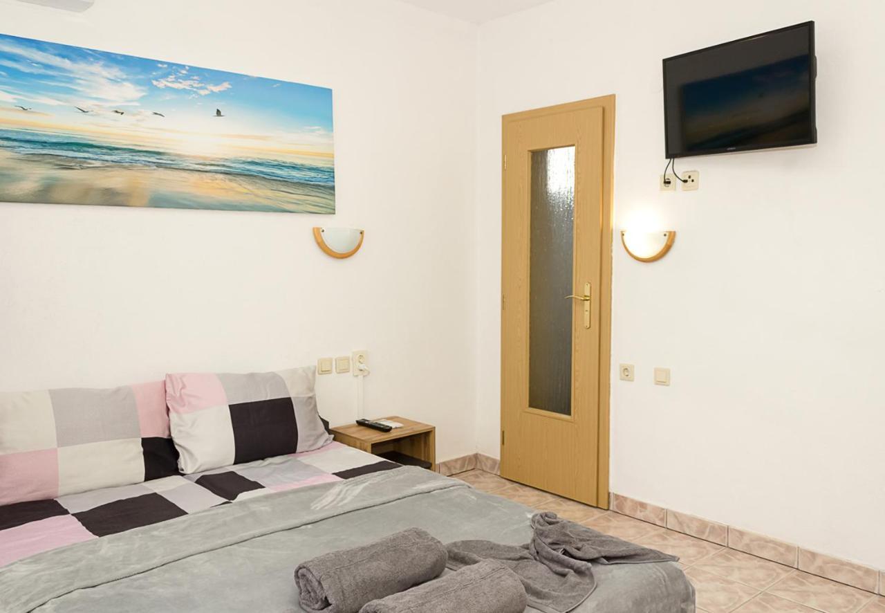 Two Identical Designer 2Bd Flats With Sea View In Balchik By Flat Mаnager Apartment Exterior photo
