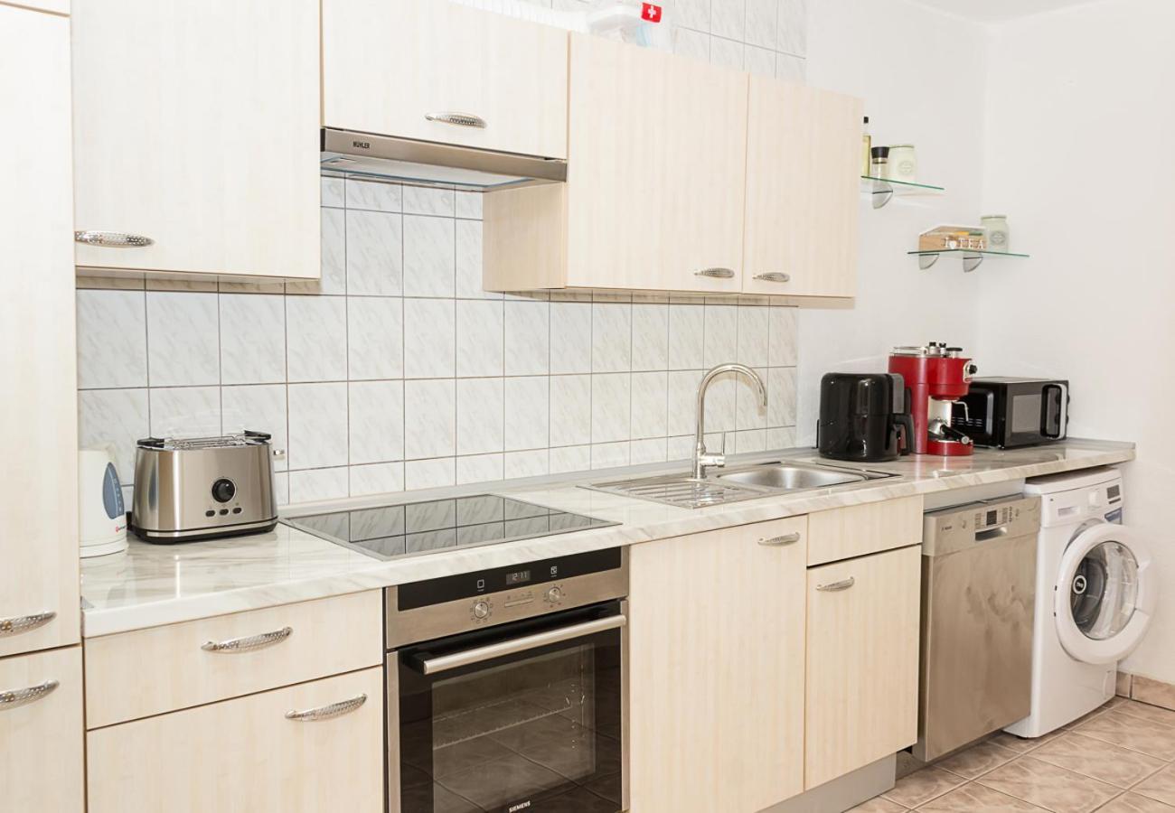 Two Identical Designer 2Bd Flats With Sea View In Balchik By Flat Mаnager Apartment Exterior photo